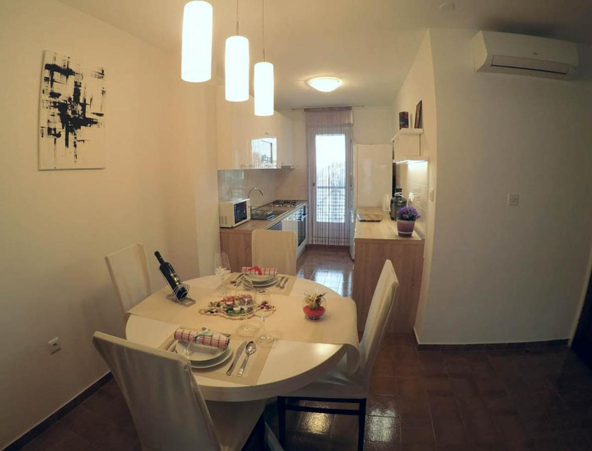Apartman Kika Zadar Bagian luar foto